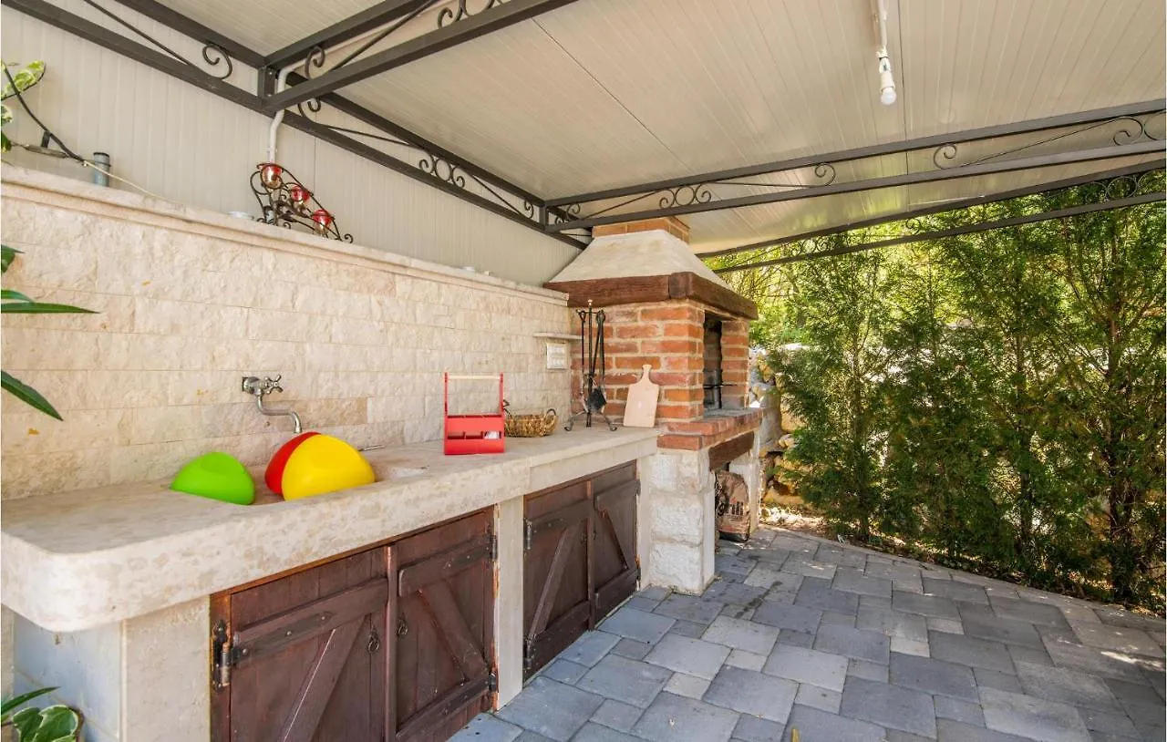 Stunning Apartment In Krk With Wifi Poljice 0*, Poljice(Krk) Croaţia